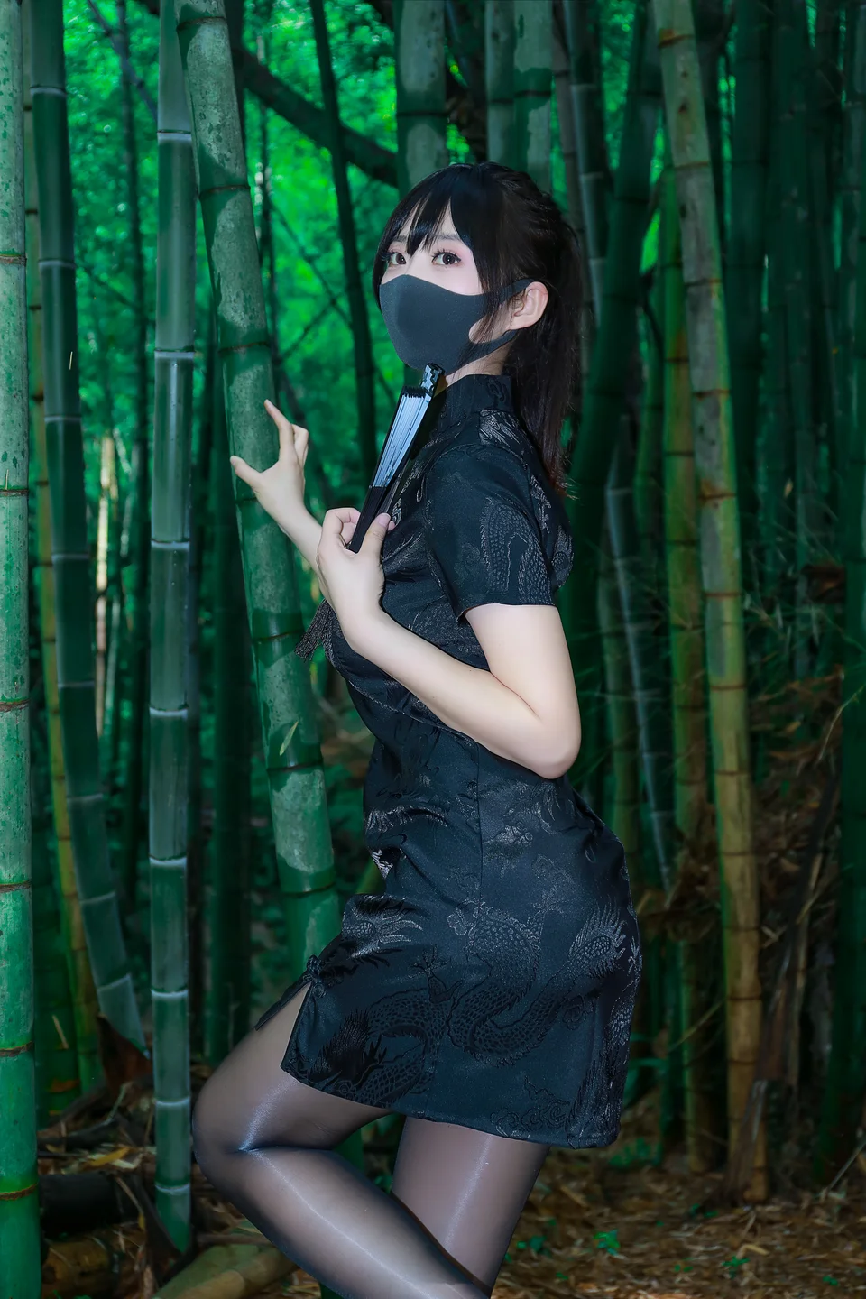 李佳 - No.017 黑旗袍森林 [56P-332MB] tg@simisebaisi 【丝足阁】010.webp